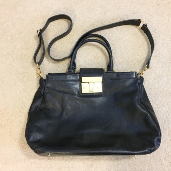 Tory Burch Handbags - Tory Butch Holland Satchel (Authentic)